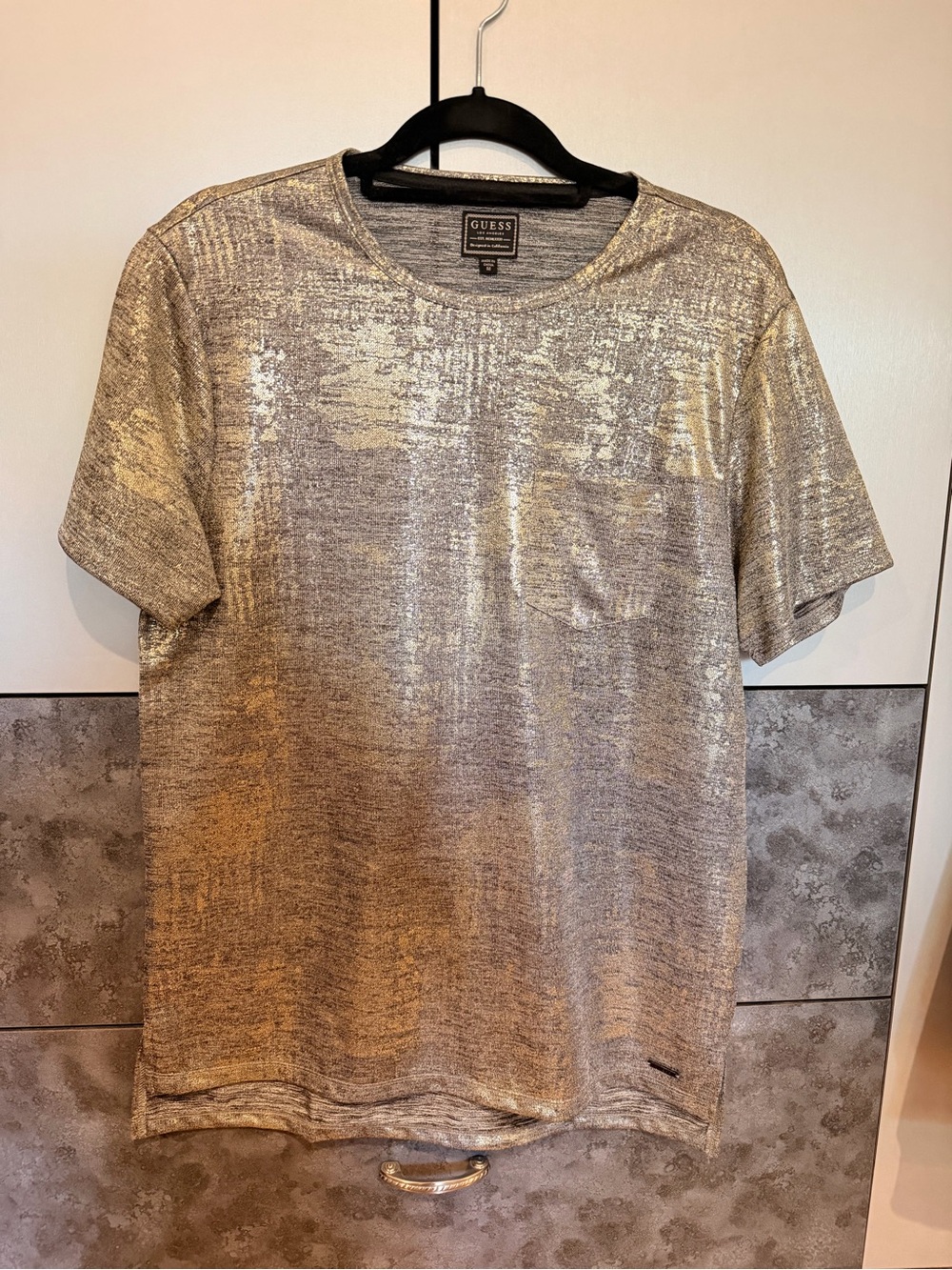 Guess t-shirt